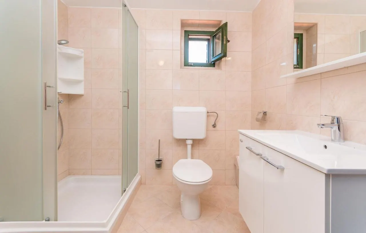 Apartment Porat Drage 0*,  Croazia